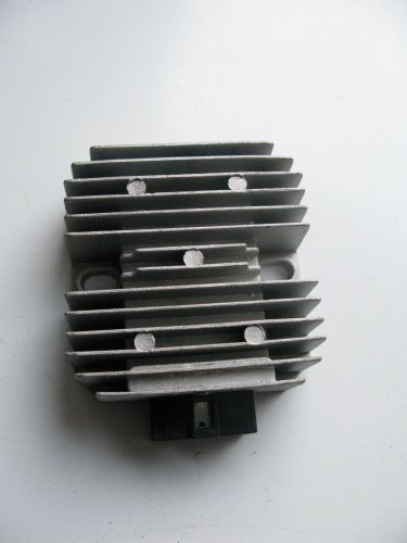 4-takt Spanningsregelaar (6 pins) groot model